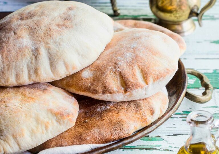 Receita de pão sírio simples de fazer