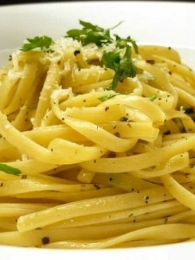 Receita de Macarrão Alho e Óleo simples Dicas Gerais